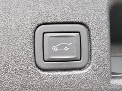 Used 2024 Chevrolet Equinox LT w/ LPO, Floor Liner Package image 32