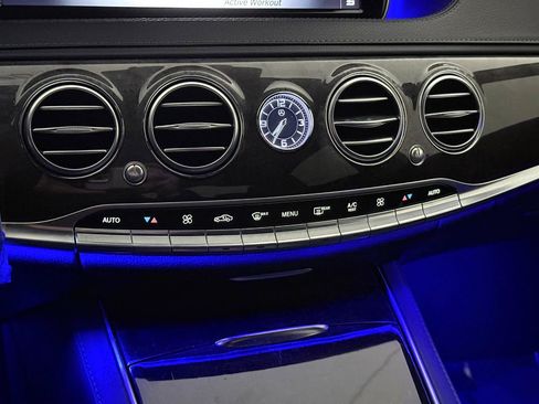 Used 2015 Mercedes-Benz S 550 Sedan image 36