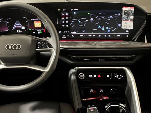 New 2025 Audi Q5 Premium image 19