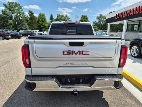 Used 2021 GMC Sierra 1500 SLT w/ SLT Convenience Package AWD/4WD image 9