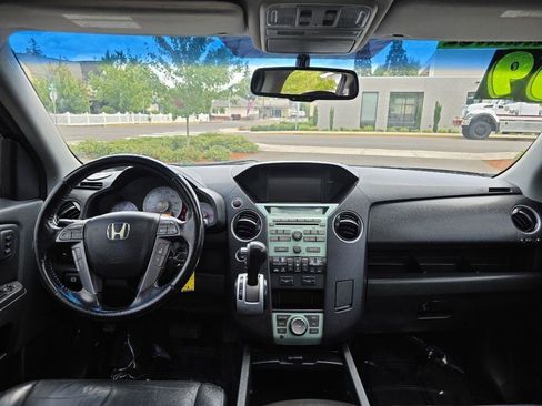 Used 2009 Honda Pilot Touring image 9