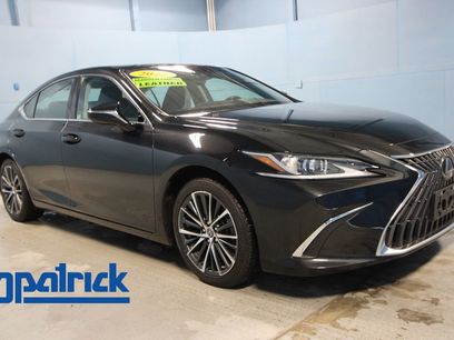Used 2022 Lexus ES 350 w/ Premium Package