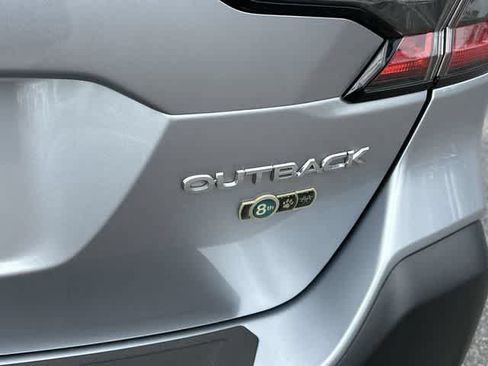 Certified 2025 Subaru Outback Premium AWD/4WD image 12