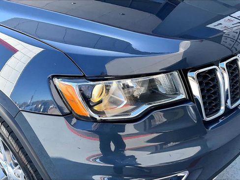 Used 2021 Jeep Grand Cherokee Limited w/ Luxury Group II image 30