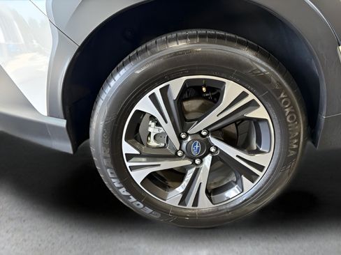 Certified 2024 Subaru Crosstrek 2.0i Premium AWD/4WD image 36