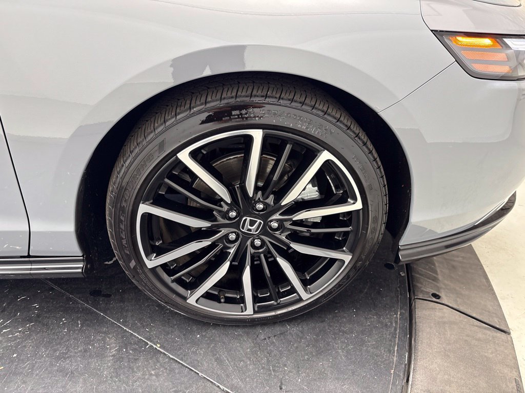 Used 2026 Honda Accord Touring image 18