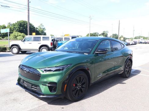 New 2025 Ford Mustang Mach-E Premium w/ Sport Appearance Package AWD/4WD image 7