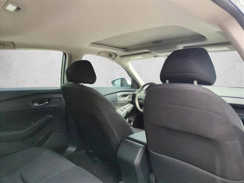 Used 2023 Honda Accord EX image 19