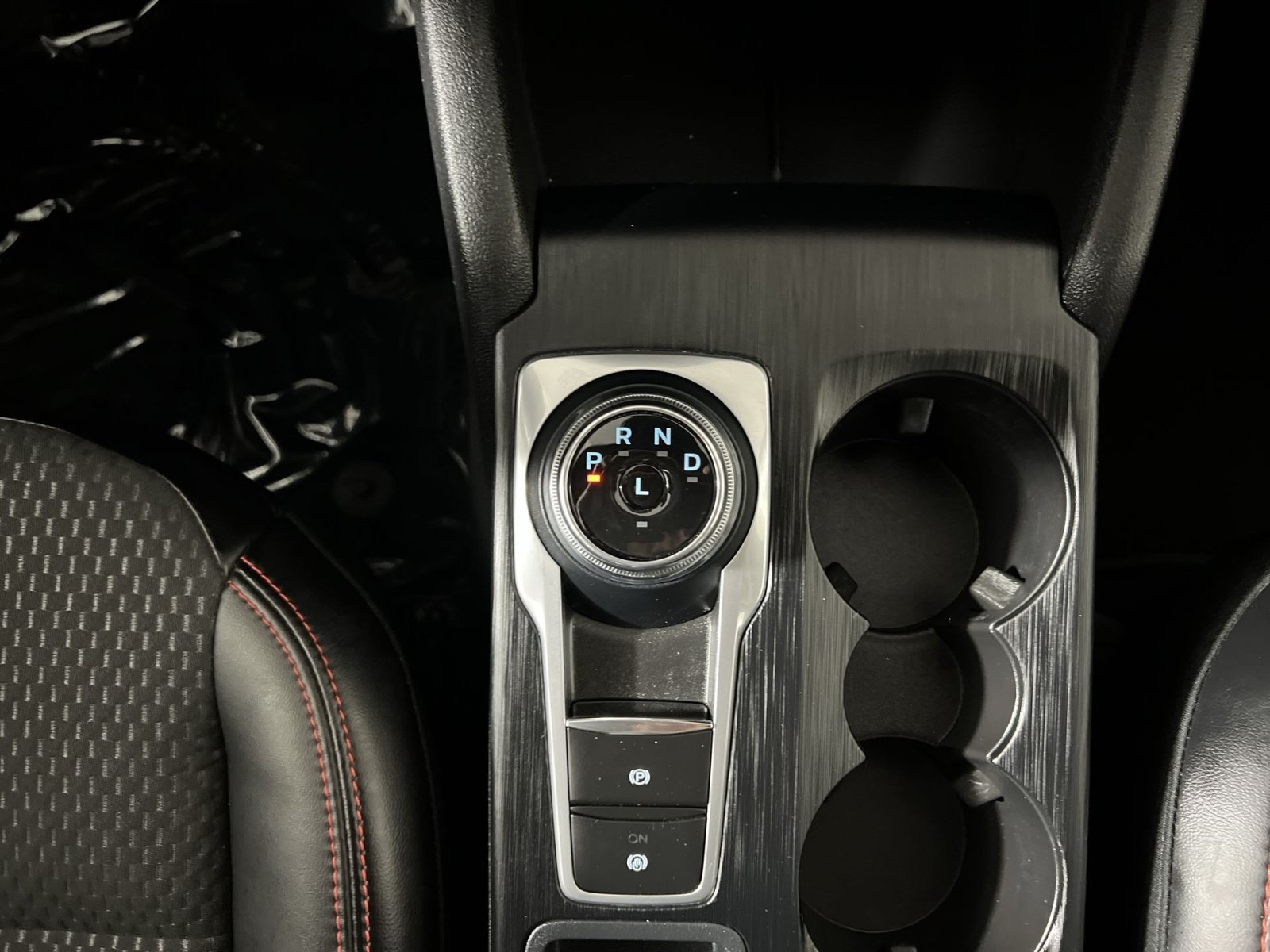 Used 2023 Ford Escape ST-Line w/ Tech Pack #1 FWD image 22