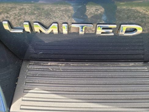Used 2019 Ford Expedition Limited w/ Equipment Group 301A AWD/4WD image 6
