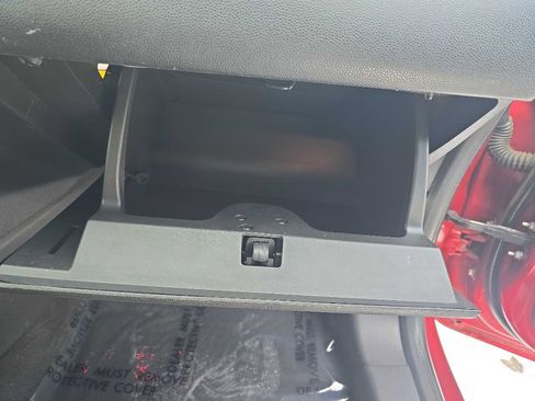 Used 2014 Ford Fiesta SE w/ Equipment Group 201A image 21