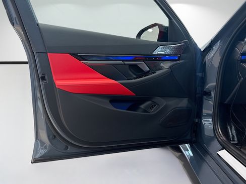 New 2026 BMW M5 w/ M Driver's Package AWD/4WD image 22