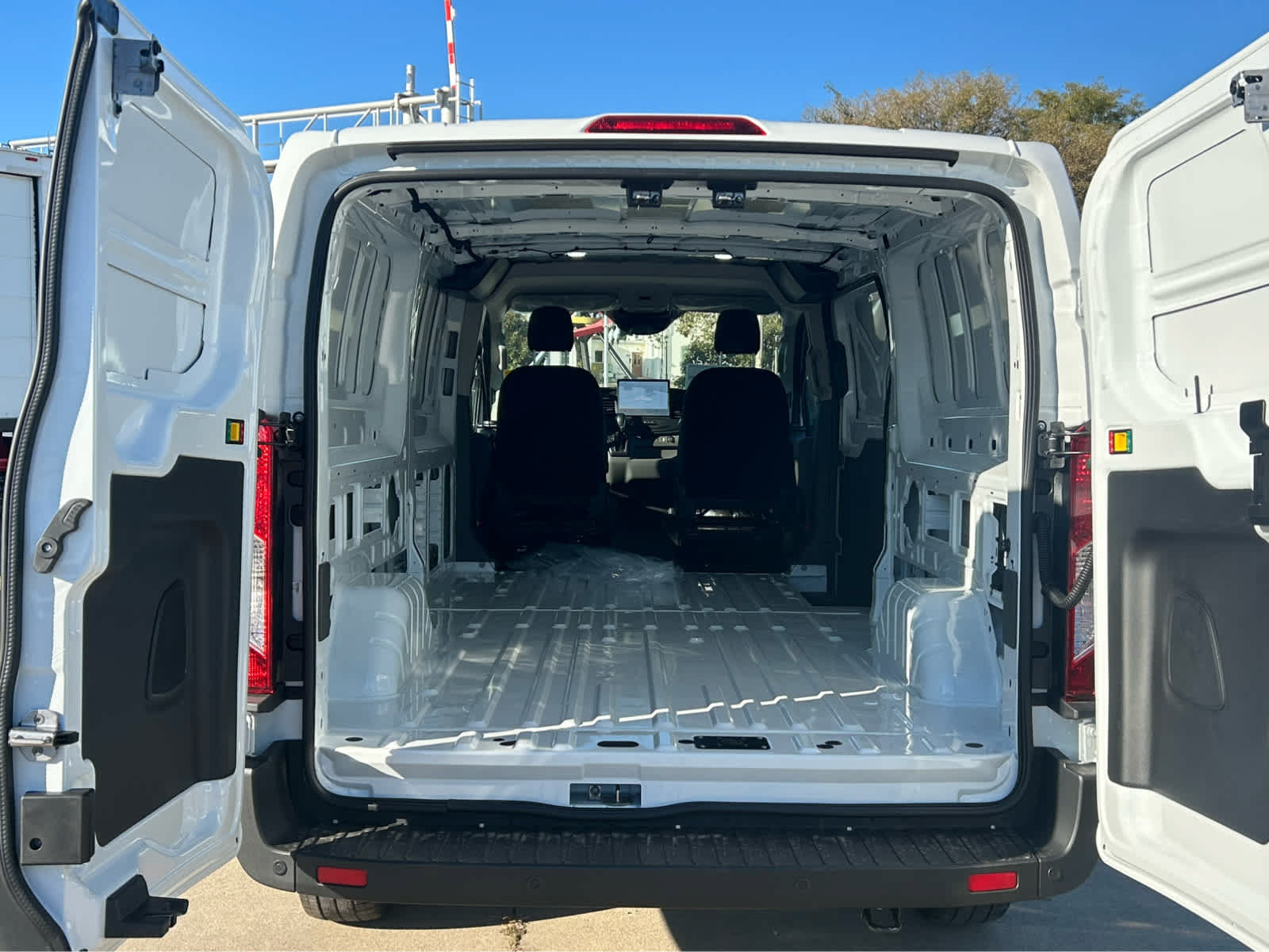 New 2027 Ford Transit 250 Low Roof RWD image 5