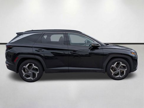 Used 2022 Hyundai Tucson Limited FWD image 3