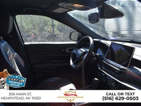 Used 2025 Jeep Compass Trailhawk AWD/4WD image 21