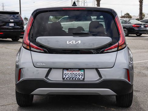 Used 2023 Kia Soul LX w/ Option Group 015 FWD image 7