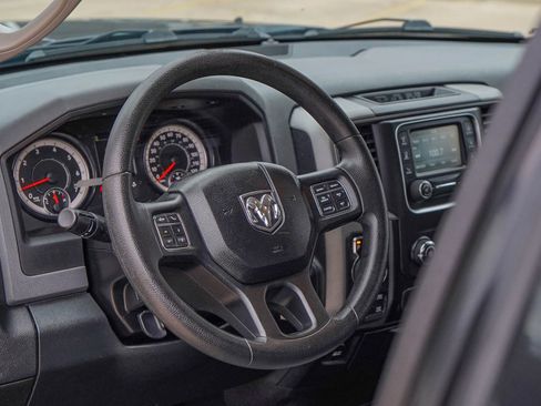 Used 2016 RAM 1500 Express w/ Black Ram 1500 Express Group image 19