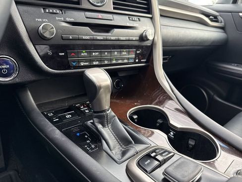 Used 2019 Lexus RX 450h AWD image 47