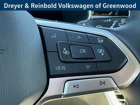 New 2026 Volkswagen Taos SE image 17