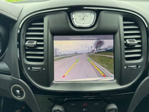 Used 2015 Chrysler 300 S image 16