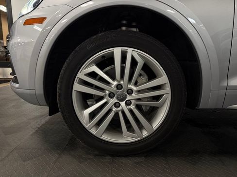 Used 2019 Audi Q5 2.0T Premium Plus w/ Premium Plus Package AWD/4WD image 7