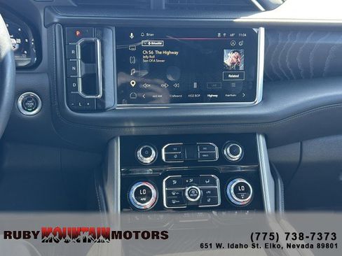 Used 2023 GMC Yukon Denali w/ Advanced Technology Package AWD/4WD image 17