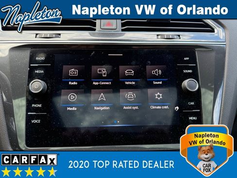 Used 2022 Volkswagen Tiguan SE w/ Panoramic Sunroof Package image 25