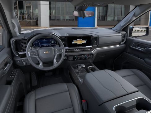 New 2026 Chevrolet Silverado 1500 LTZ w/ Z71 Off-Road Package AWD/4WD image 15