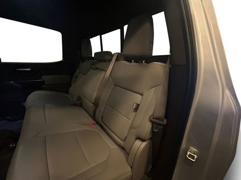 Used 2019 GMC Sierra 1500 SLT w/ SLT Convenience Package image 11