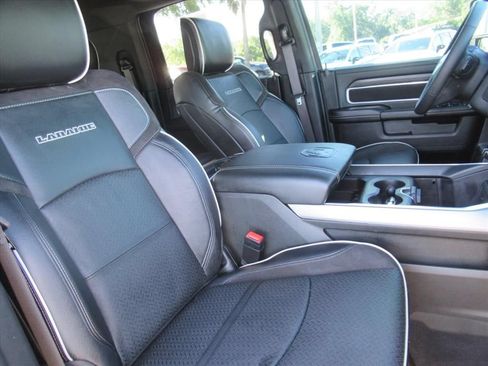 Certified 2026 RAM 3500 Laramie AWD/4WD image 10