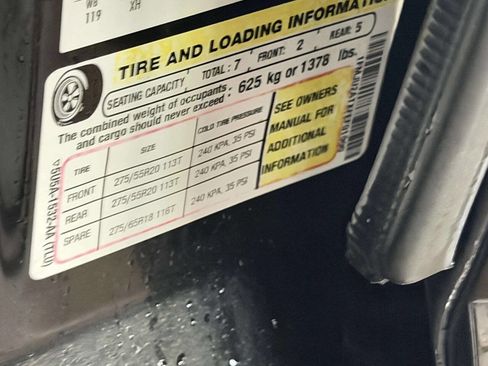 Used 2015 Ford Expedition Limited w/ Equipment Group 301A image 16