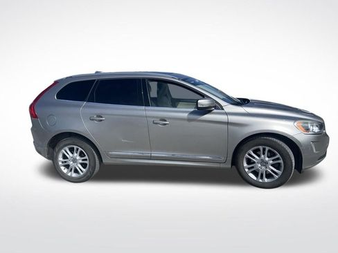 Used 2016 Volvo XC60 T5 Premier w/ Climate Package AWD/4WD image 3