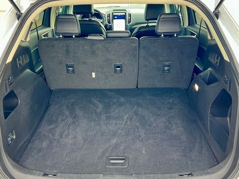 Used 2024 Ford Edge SEL image 36