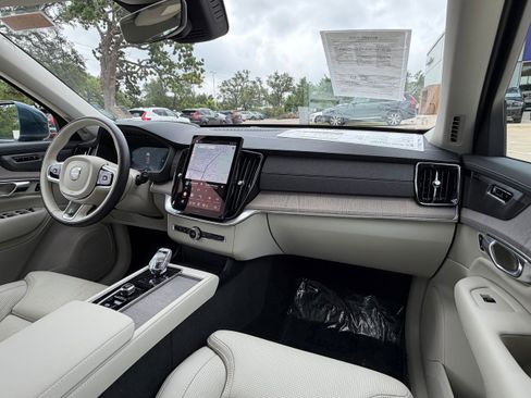 Used 2026 Volvo XC90 B6 Ultra w/ Protection Package AWD/4WD image 11
