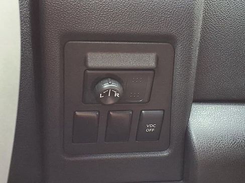 Used 2009 Nissan Rogue SL w/ Premium Pkg FWD image 14