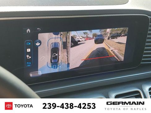 Used 2025 Mercedes-Benz GLE 450 4MATIC w/ AMG Line Exterior image 26