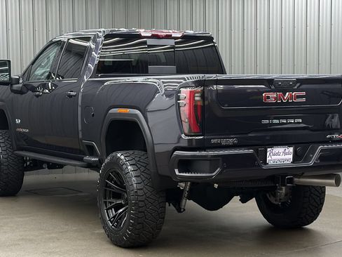 Used 2026 GMC Sierra 2500 AT4 w/ AT4 Premium Plus Package AWD/4WD image 3
