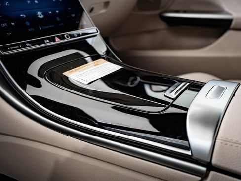 New 2026 Mercedes-Benz C 300 4MATIC Sedan image 39