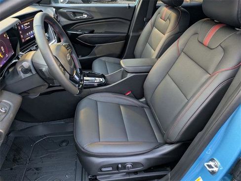 New 2026 Chevrolet Trax RS w/ Sunroof Package image 11