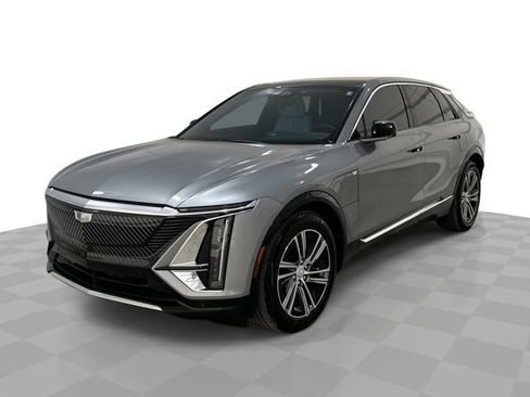 Used 2024 Cadillac Lyriq Luxury AWD/4WD image 1