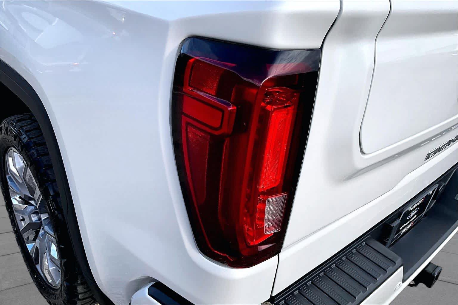 Used 2022 GMC Sierra 1500 Denali w/ Denali Reserve Package RWD image 30