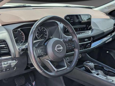 Certified 2023 Nissan Rogue SL w/ SL Premium Package FWD image 17