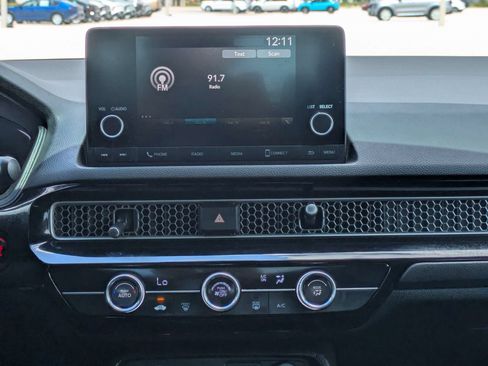 Used 2023 Honda Civic Sport image 18