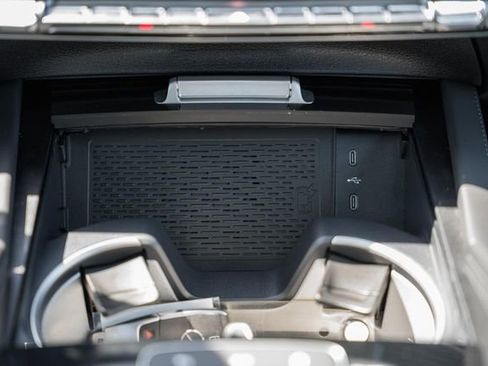 New 2026 Mercedes-Benz GLS 450 4MATIC image 27