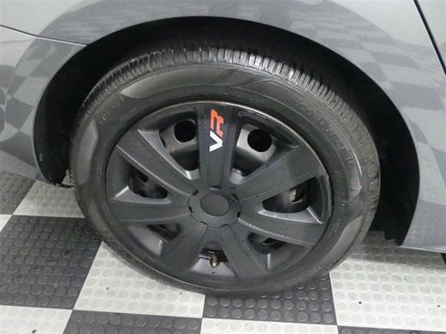 Used 2017 Volkswagen Jetta S image 16