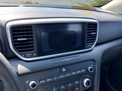 Used 2020 Kia Sportage LX FWD image 14