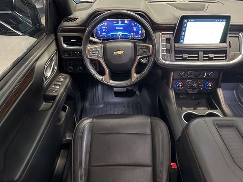 Used 2022 Chevrolet Suburban High Country w/ Max Trailering Package AWD/4WD image 7