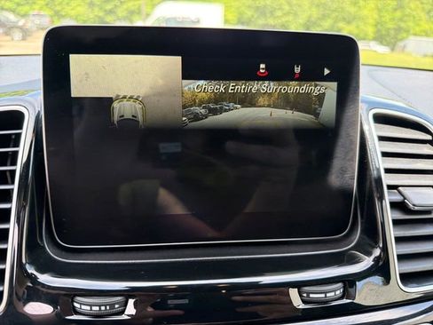 Used 2017 Mercedes-Benz GLS 450 4MATIC image 22