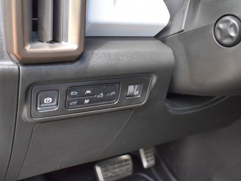 Used 2024 GMC Hummer EV 3X w/ LPO, Illumination Package AWD/4WD image 29