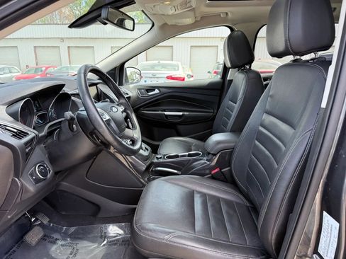 Used 2015 Ford Escape Titanium image 2